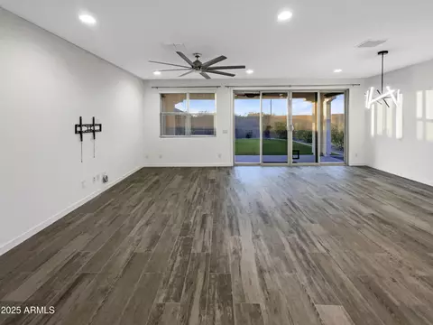 2061 W Burnside Trl, Phoenix, AZ 85085 photo 24