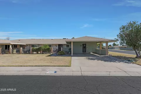 10602 W Roundelay Cir, Sun City, AZ 85351