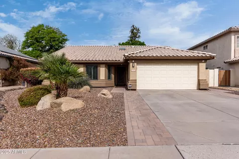904 W Horseshoe Ave, Gilbert, AZ 85233