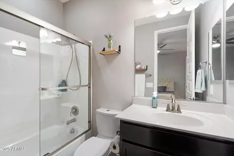 Bath - 10702 E Sheffield Dr, Mesa, AZ 85212 photo 4 of 5