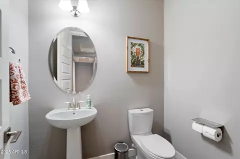 Bath - 10702 E Sheffield Dr, Mesa, AZ 85212 photo 1 of 5