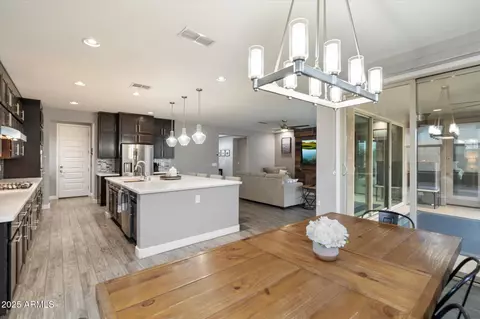 Dining - 10702 E Sheffield Dr, Mesa, AZ 85212 photo 2 of 2