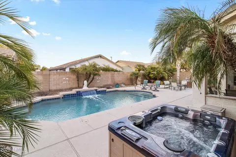 Exterior - 4272 E Ivanhoe St, Gilbert, AZ 85295 photo 5 of 14