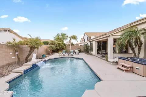 Exterior - 4272 E Ivanhoe St, Gilbert, AZ 85295 photo 4 of 14