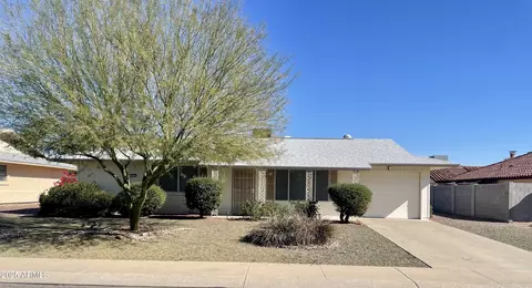19601 N 99th Dr, Sun City, AZ 85373