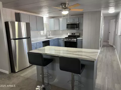 10701 N 99th Ave #231, Peoria, AZ 85345
