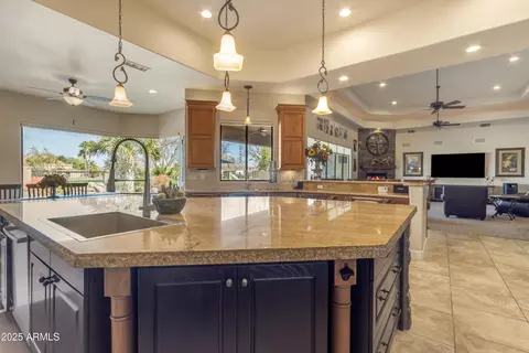 Kitchen - 2998 E Waterman Way, Gilbert, AZ 85297 photo 1 of 11