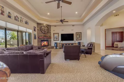 Living - 2998 E Waterman Way, Gilbert, AZ 85297 photo 3 of 5
