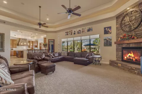 Living - 2998 E Waterman Way, Gilbert, AZ 85297 photo 1 of 5