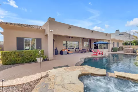 Exterior - 2998 E Waterman Way, Gilbert, AZ 85297 photo 15 of 19
