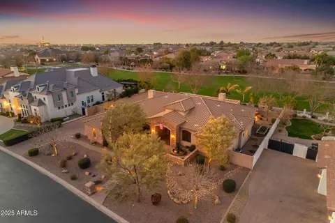 View/Area - 2998 E Waterman Way, Gilbert, AZ 85297 photo 11 of 12
