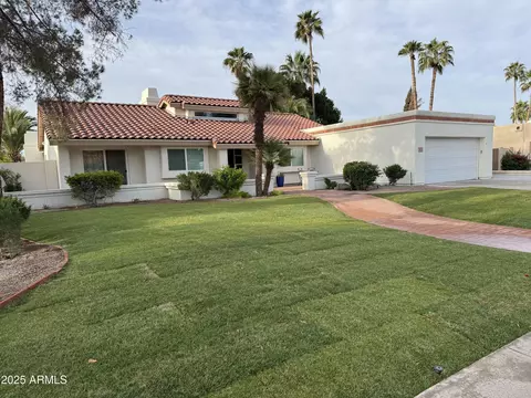 2701 E Lockwood St, Mesa, AZ 85213