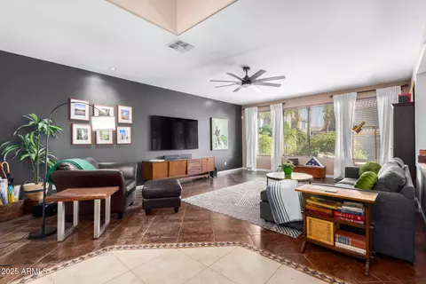 10649 E Lomita Ave, Mesa, AZ 85209