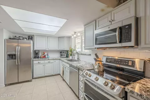 6251 E Hannibal St, Mesa, AZ 85205