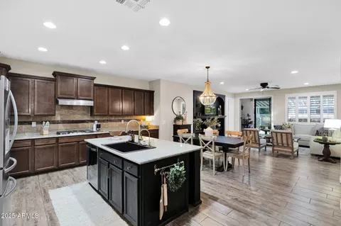 2693 E Lodgepole Dr, Gilbert, AZ 85298 photo 9