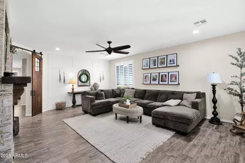 2693 E Lodgepole Dr, Gilbert, AZ 85298 photo 6