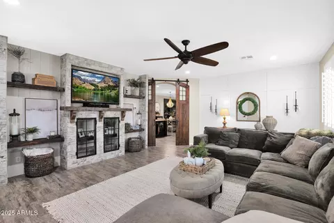 2693 E Lodgepole Dr, Gilbert, AZ 85298 photo 7