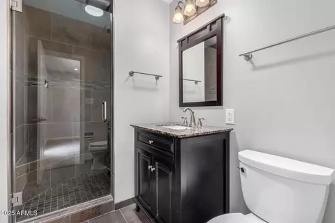 Bath - 10834 N 45th St, Phoenix, AZ 85028 photo 4 of 4