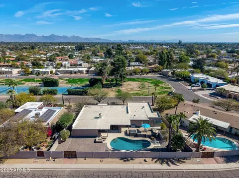View/Area - 10834 N 45th St, Phoenix, AZ 85028 photo 3 of 4