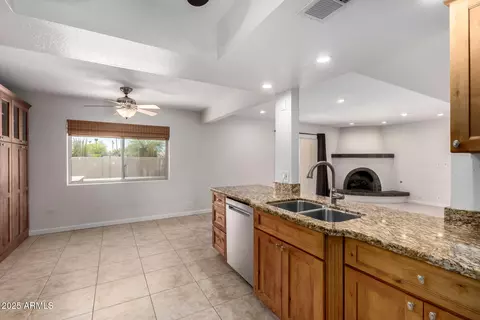 Kitchen - 10834 N 45th St, Phoenix, AZ 85028 photo 1 of 4