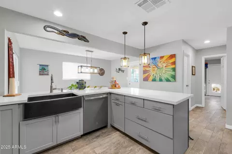 2744 E John Cabot Rd, Phoenix, AZ 85032 photo 12
