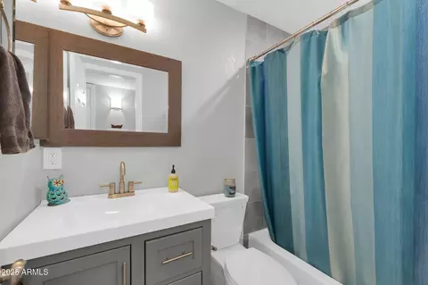 2744 E John Cabot Rd, Phoenix, AZ 85032 photo 16