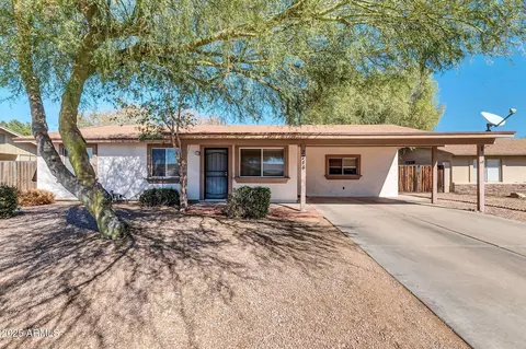 2744 E John Cabot Rd, Phoenix, AZ 85032