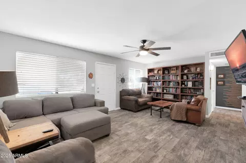 2744 E John Cabot Rd, Phoenix, AZ 85032 photo 6