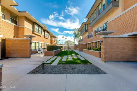 1400 E Bethany Home Rd #27, Phoenix, AZ 85014 photo 3