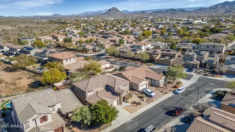 4624 W Heyerdahl Ct, New River, AZ 85087