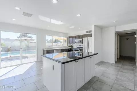 1201 E Gemini Dr, Tempe, AZ 85283 photo 9