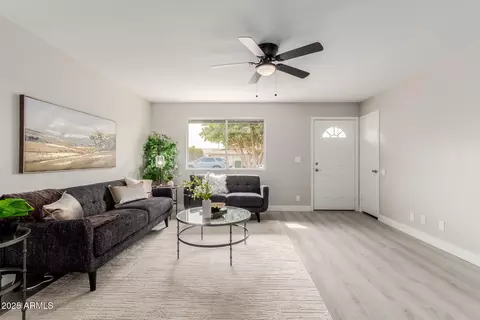 Living - 814 E 11th Ave, Mesa, AZ 85204 photo 4 of 10