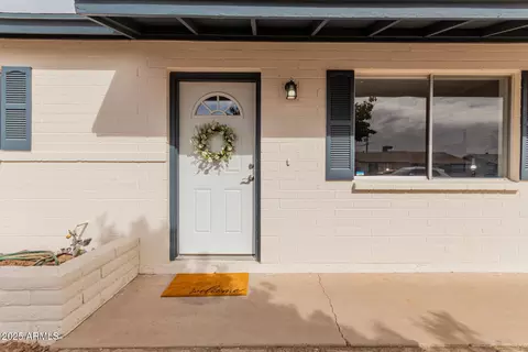 Exterior - 814 E 11th Ave, Mesa, AZ 85204 photo 2 of 5