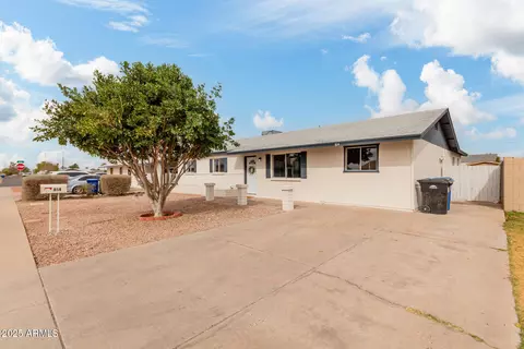 Exterior - 814 E 11th Ave, Mesa, AZ 85204 photo 1 of 5