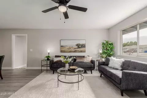 Living - 814 E 11th Ave, Mesa, AZ 85204 photo 3 of 10