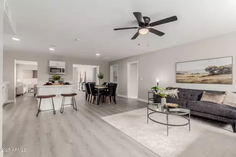 Living - 814 E 11th Ave, Mesa, AZ 85204 photo 1 of 10