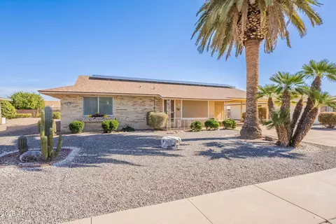 19613 N Signal Butte Cir, Sun City, AZ 85373