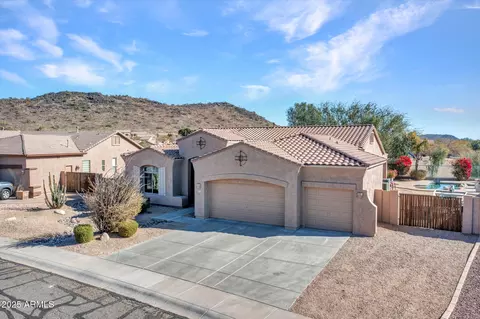 Exterior - 4215 W Reddie Loop, Phoenix, AZ 85083 photo 11 of 22