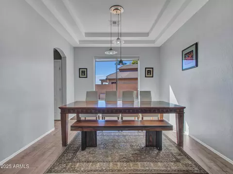 Dining - 4215 W Reddie Loop, Phoenix, AZ 85083 photo 2 of 4