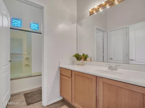 Bath - 4215 W Reddie Loop, Phoenix, AZ 85083 photo 7 of 8