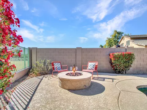 Exterior - 4215 W Reddie Loop, Phoenix, AZ 85083 photo 10 of 22