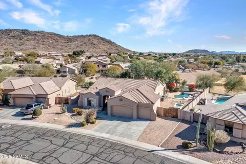 View/Area - 4215 W Reddie Loop, Phoenix, AZ 85083 photo 11 of 12