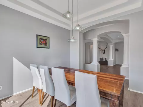 Dining - 4215 W Reddie Loop, Phoenix, AZ 85083 photo 3 of 4