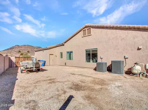 Exterior - 4215 W Reddie Loop, Phoenix, AZ 85083 photo 19 of 22