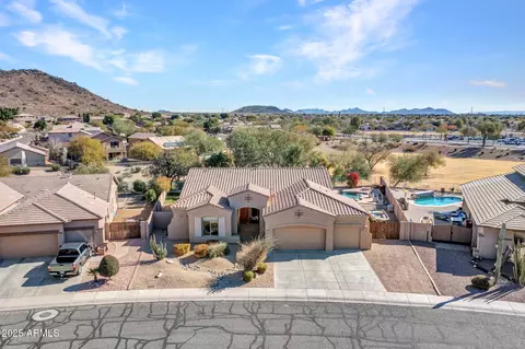 View/Area - 4215 W Reddie Loop, Phoenix, AZ 85083 photo 1 of 12