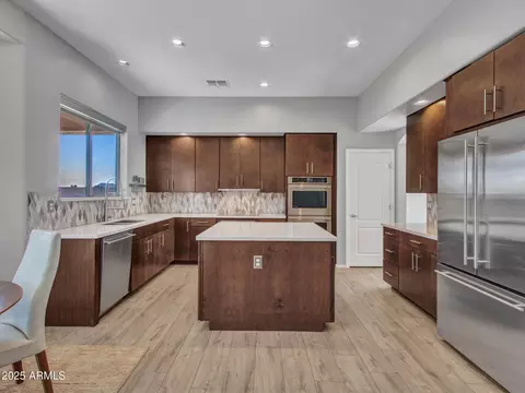 Kitchen - 4215 W Reddie Loop, Phoenix, AZ 85083 photo 2 of 9