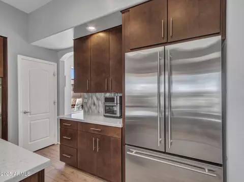 Kitchen - 4215 W Reddie Loop, Phoenix, AZ 85083 photo 9 of 9
