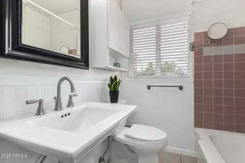 Bath - 263 W 9th Pl S, Mesa, AZ 85201 photo 1 of 1