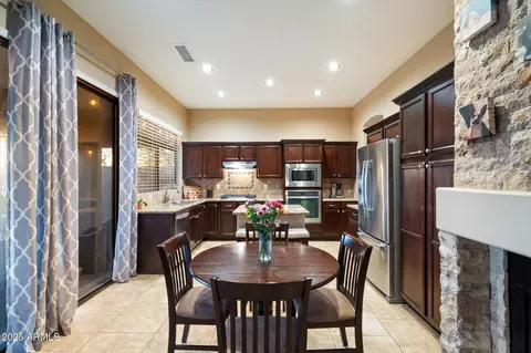4317 E Williams Dr, Phoenix, AZ 85050 photo 9