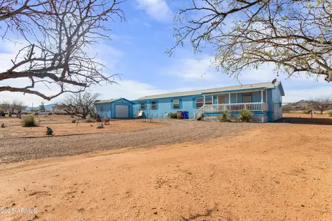 2449 N Kahla Ln, Huachuca City, AZ 85616